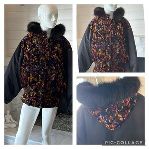 Vintage Mulberry Street Black Multi Floral Velvet & Satin Fox Trim Jacket Size M